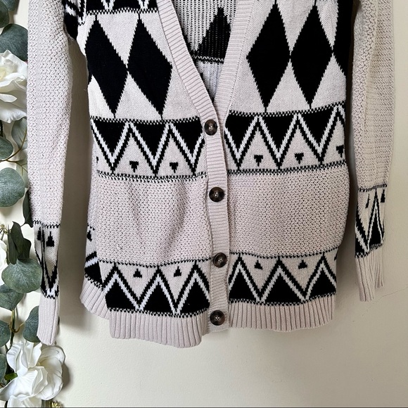 💚 Garage Tribal Pattern Cardigan - Picture 4 of 12